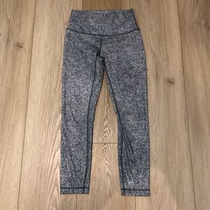 Women’s Lululemon (Similar to align) Leggings - Size 6